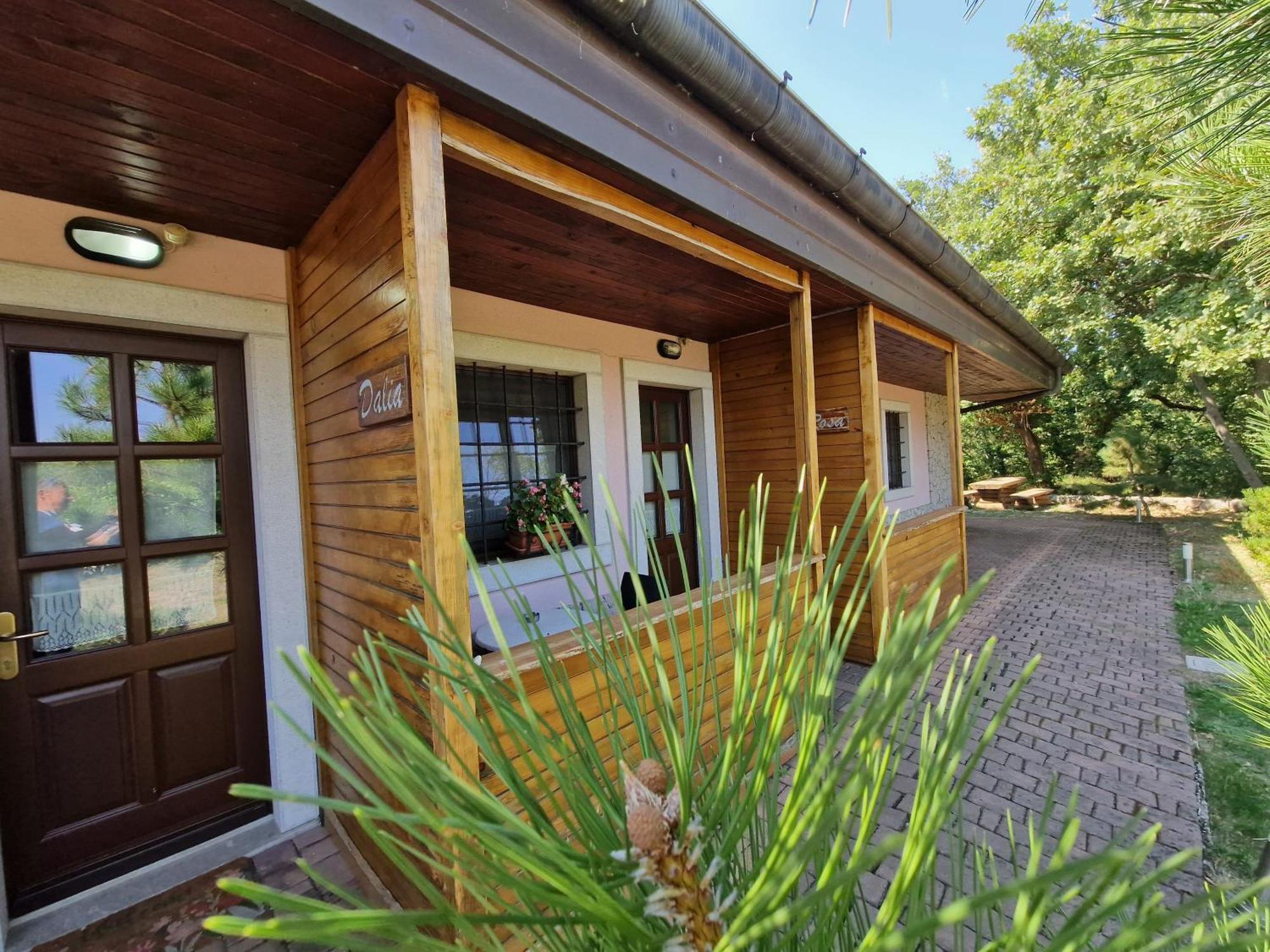 Bajta Fattoria Carsica Baita Exterior foto