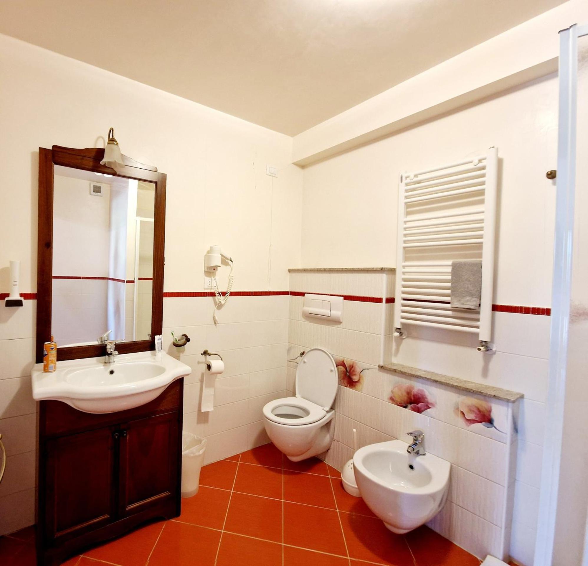 Bajta Fattoria Carsica Baita Exterior foto
